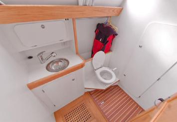 Ovni 395 Innenansicht