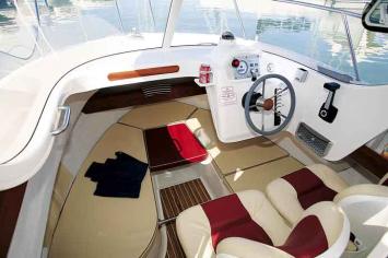 Arvor 215 AS Auenansicht