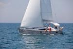 Yachtcharter Elan394 Aussenansicht