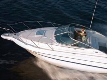 Maxum 2400 SE Auenansicht