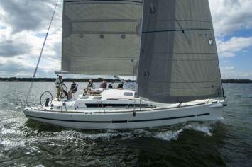 Dufour 36 Performance Auenansicht