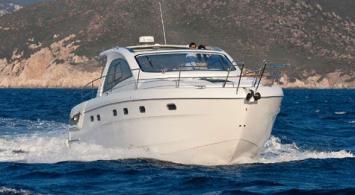 Bavaria Sport 43 HT Auenansicht