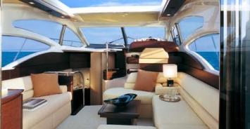 Azimut 43 Fly Innenansicht