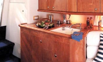 Superhawk 48 Innenansicht