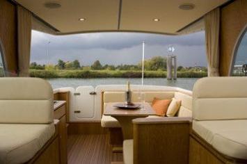 Linssen 25.9 Sedan SCF Sport Innenansicht