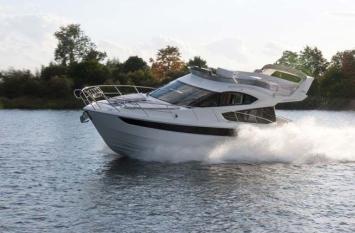 Galeon 420 Flybridge Auenansicht