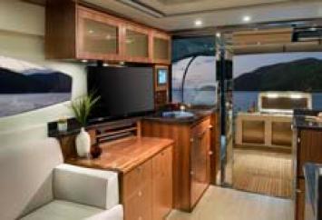 Riviera 6000 Sport Yacht Innenansicht