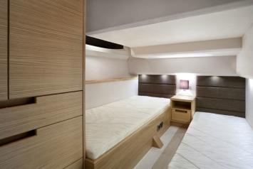 Galeon 640 Fly Innenansicht