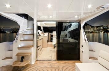 Galeon 640 Fly Innenansicht