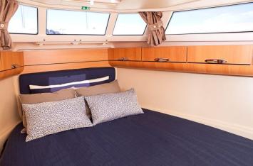 Greenline 33 Hybrid (1Cab-1WC)-Kabine.JPG Innenansicht