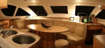 Catana 431 (4Cab-2WC)-Salon.JPG Innenansicht
