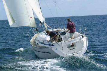 Bavaria 32 Cruiser Auenansicht