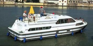 Le Boat Crusader Auenansicht