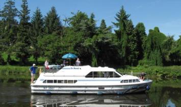 Le Boat Crusader Top Bild