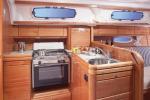Yachtcharter Bavaria 33 Cruiser 2cab Pantry