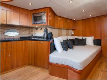 Sunseeker Predator 72 Innenansicht