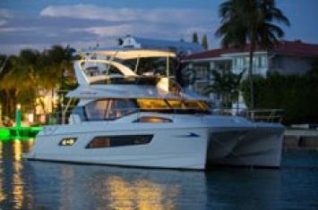 Aquila 443 Top Bild