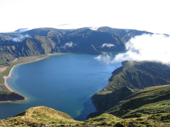 Bootscharter Azoren: Die Azoren sind vulkanischen Ursprungs