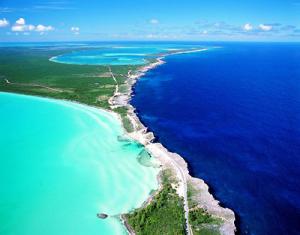 Bootscharter Bahamas: Innerhalb der Barriere ist es flach und geschützt