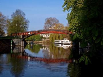 Bootscharter Berlin-Brandenburg: Berlin hat mehr Brücken als Venedig oder Amsterdam
