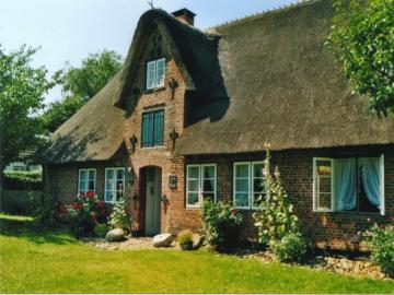 Charter Deutsche Nordsee: ??mrang Hues im Friesendorf Nebel auf Amrum