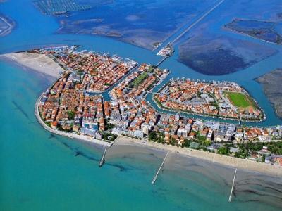 Charter Italienische Adria: Grado ist eine Stadt in der Lagune